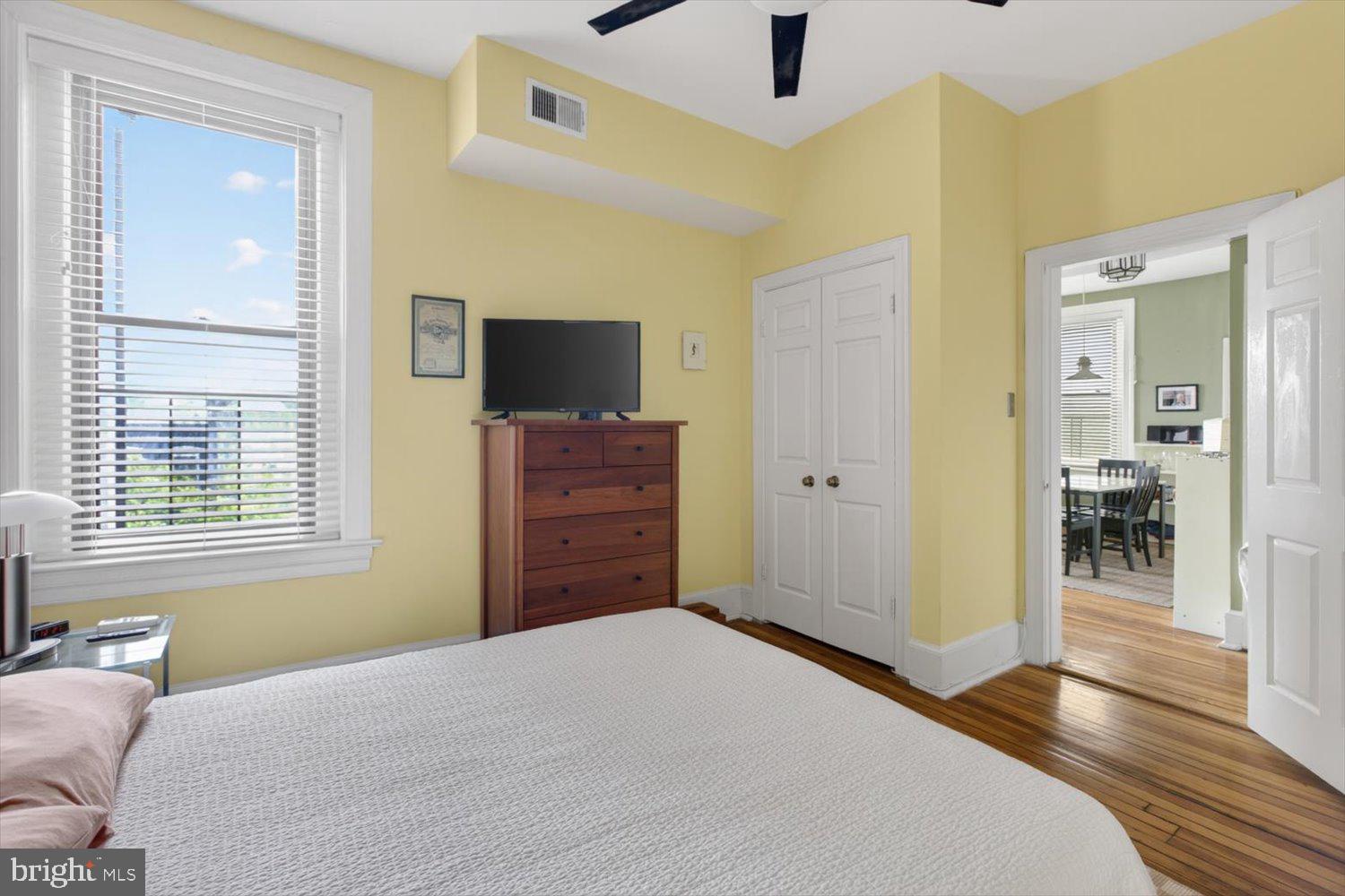 520 E Street Northeast, Unit 205 Washington, DC 20002 - Photo 15 of 23