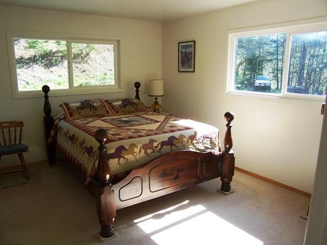 14005 Upper Applegate Road Jacksonville, OR 97530 - Photo 10 of 25 Additional Photo