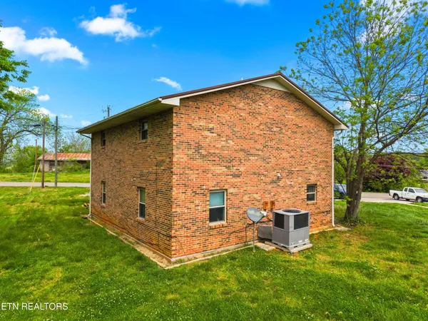 $1,250,000 | 3229 Blue Springs Road, Strawberry Plains, TN 37871