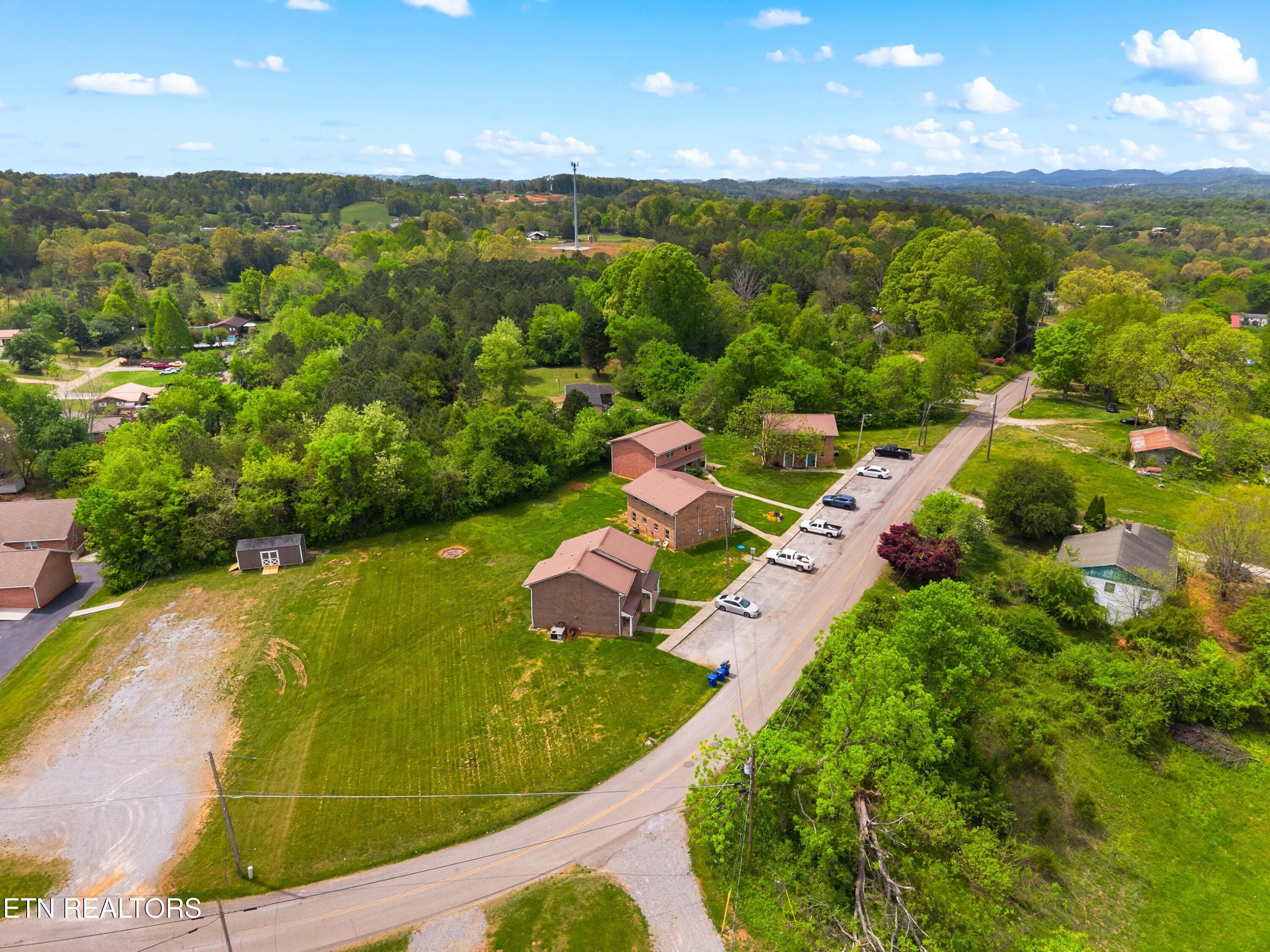 3229 Blue Springs Road Strawberry Plains, TN 37871 - Photo 26 of 57 026-3229BlueSpringsRoad-StrawberryPlains