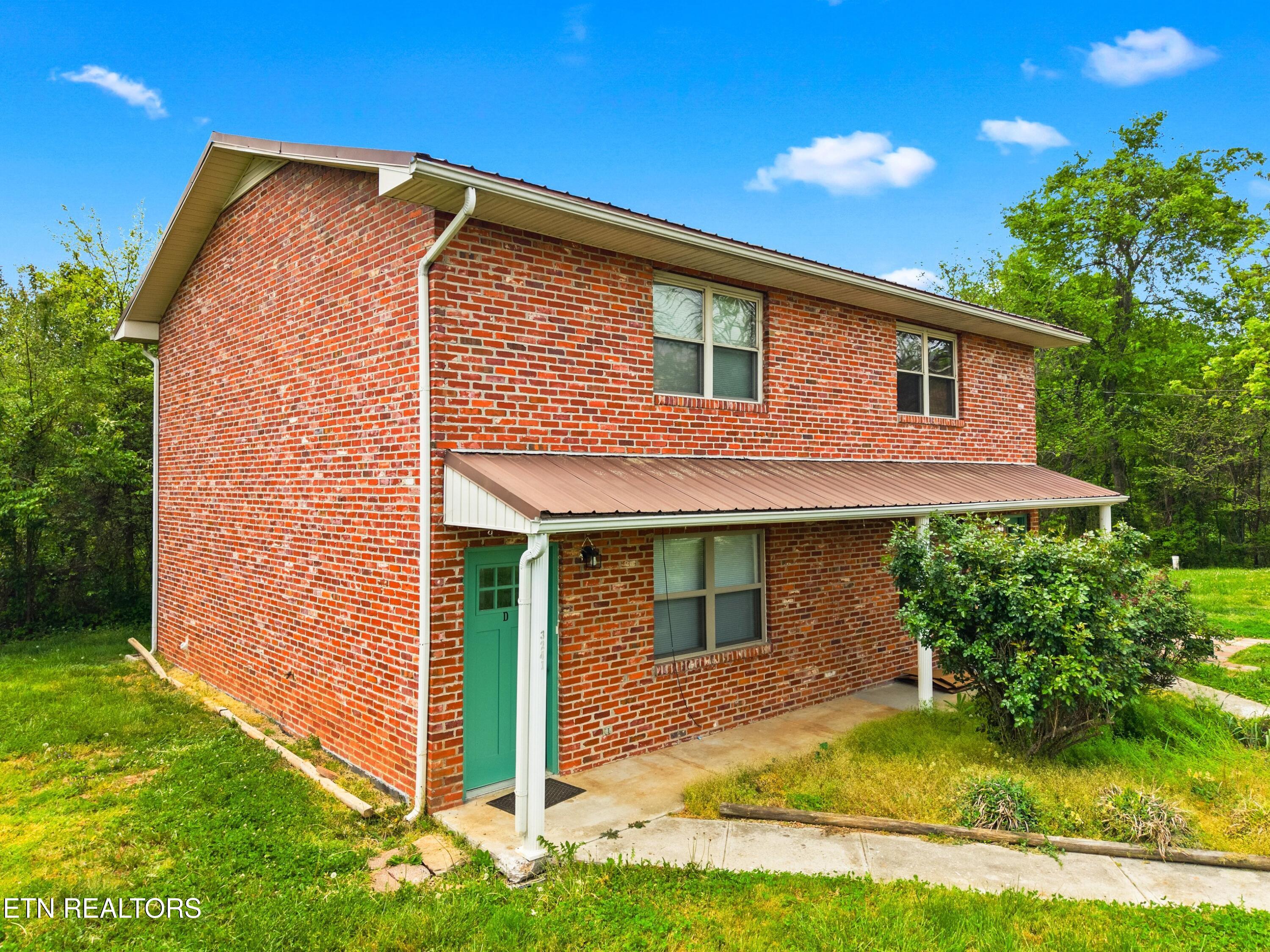 3229 Blue Springs Road Strawberry Plains, TN 37871 - Photo 5 of 57 008-3229BlueSpringsRoad-StrawberryPlains