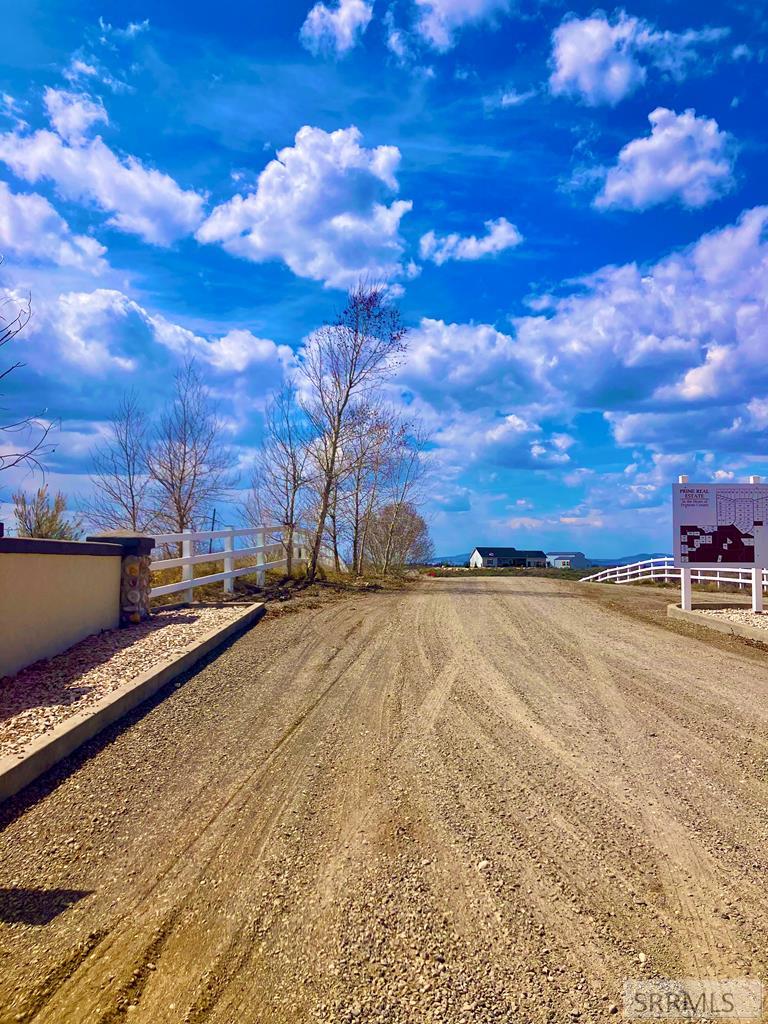2990 Edgewater Lane St. Anthony, ID 83445 - Photo 36 of 39 Fencing after open gated entry