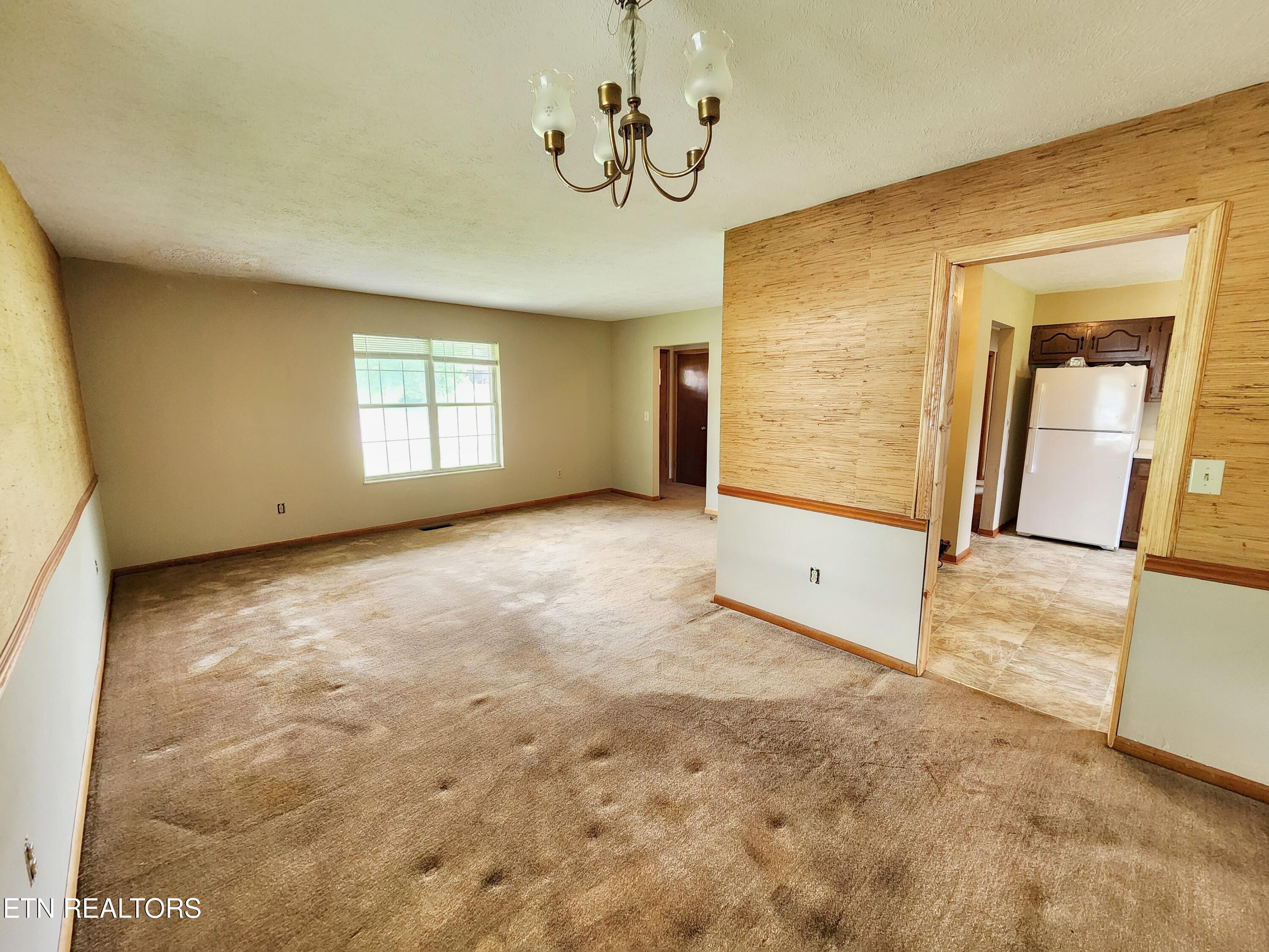 232 Kimberly Road La Follette, TN 37766 - Photo 11 of 24 20250609_112902 (1)