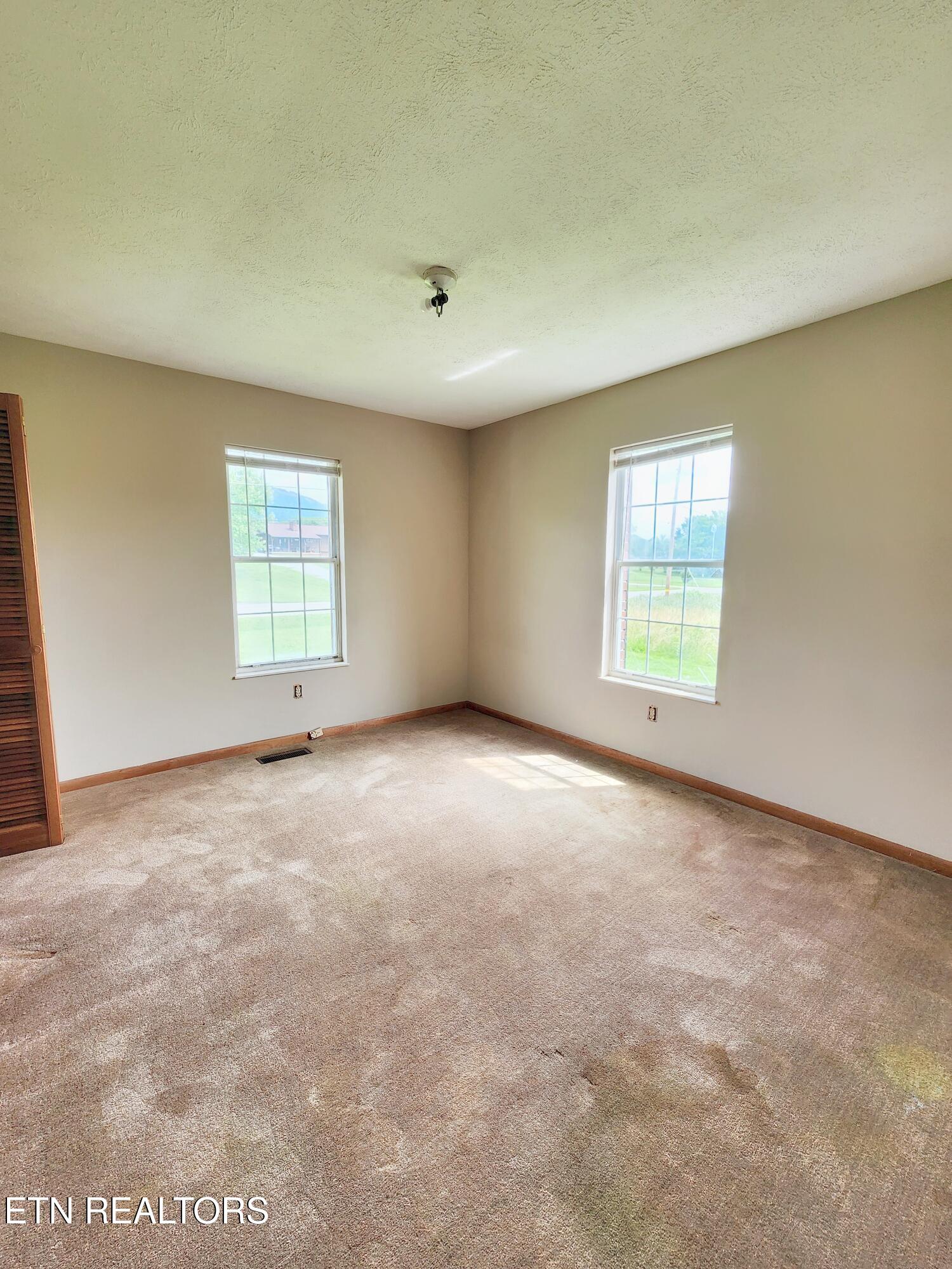 232 Kimberly Road La Follette, TN 37766 - Photo 19 of 24 20250609_112659 (2)