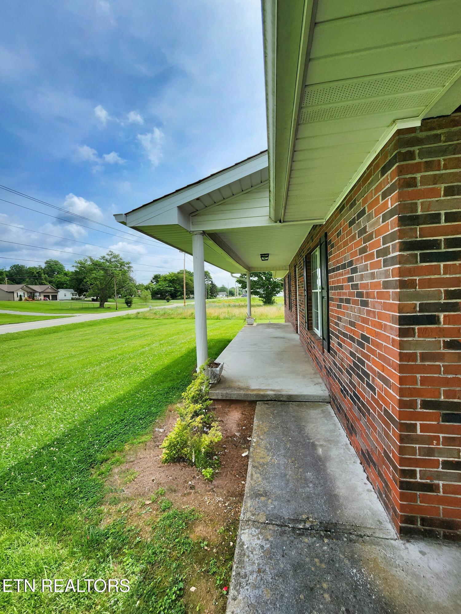 232 Kimberly Road La Follette, TN 37766 - Photo 21 of 24 20250609_113039 (1)
