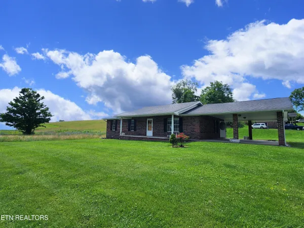 $225,000 | 232 Kimberly Road, La Follette, TN 37766