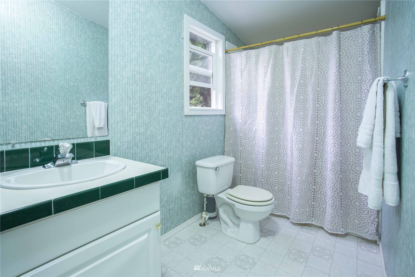 7379 Valley View Road Ferndale, WA 98248 - Photo 24 of 33