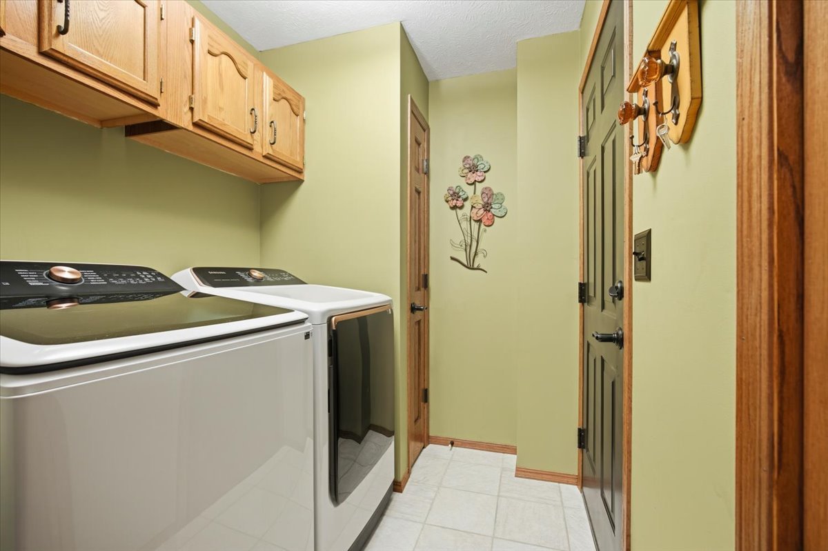 1209 Hanson Drive Normal, IL 61761 - Photo 15 of 41