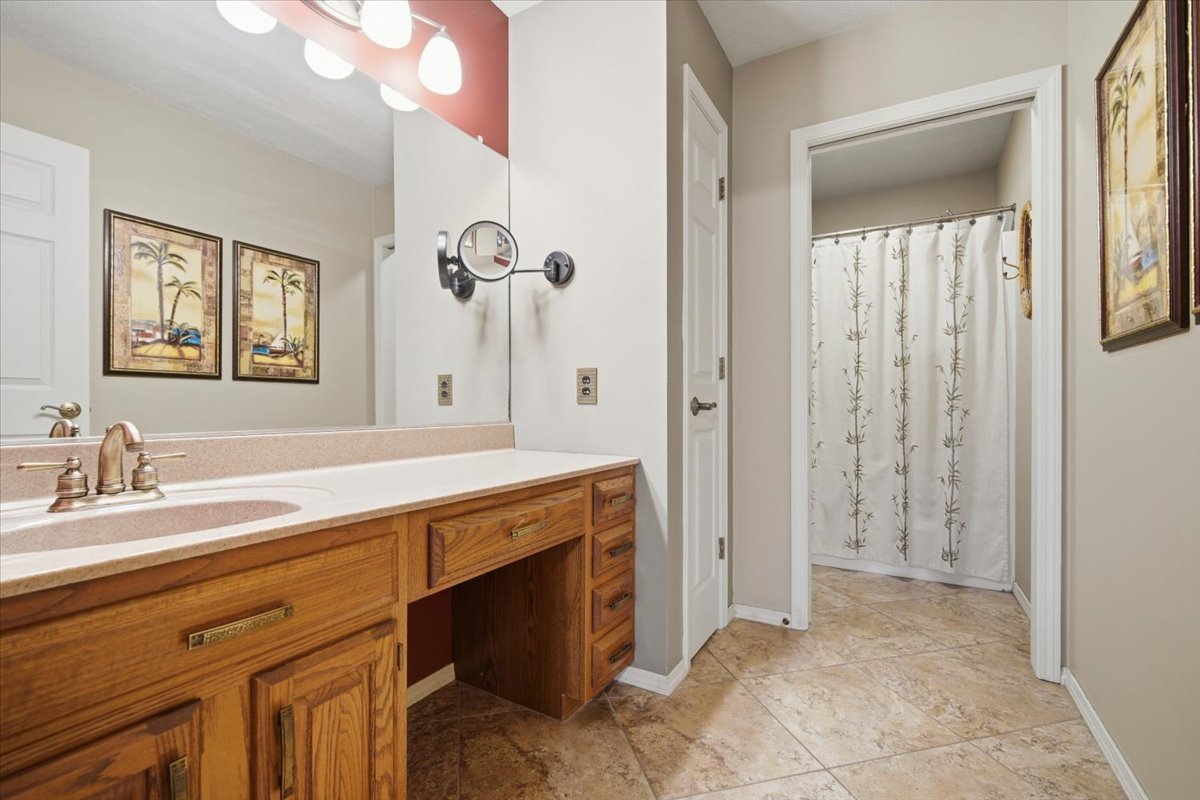 1209 Hanson Drive Normal, IL 61761 - Photo 20 of 41