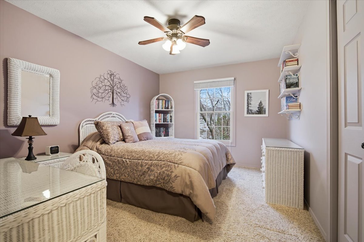 1209 Hanson Drive Normal, IL 61761 - Photo 22 of 41