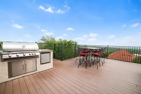 $2,690,000 | 2006 Wychwood Drive, Austin, TX 78746