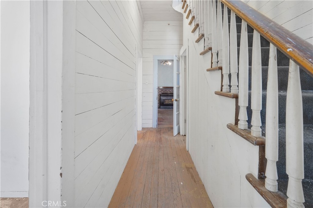2010 Ladder Ridge Road Upper Lake, CA 95485 - Photo 10 of 75 a view of a hallway with wooden floor and entryway