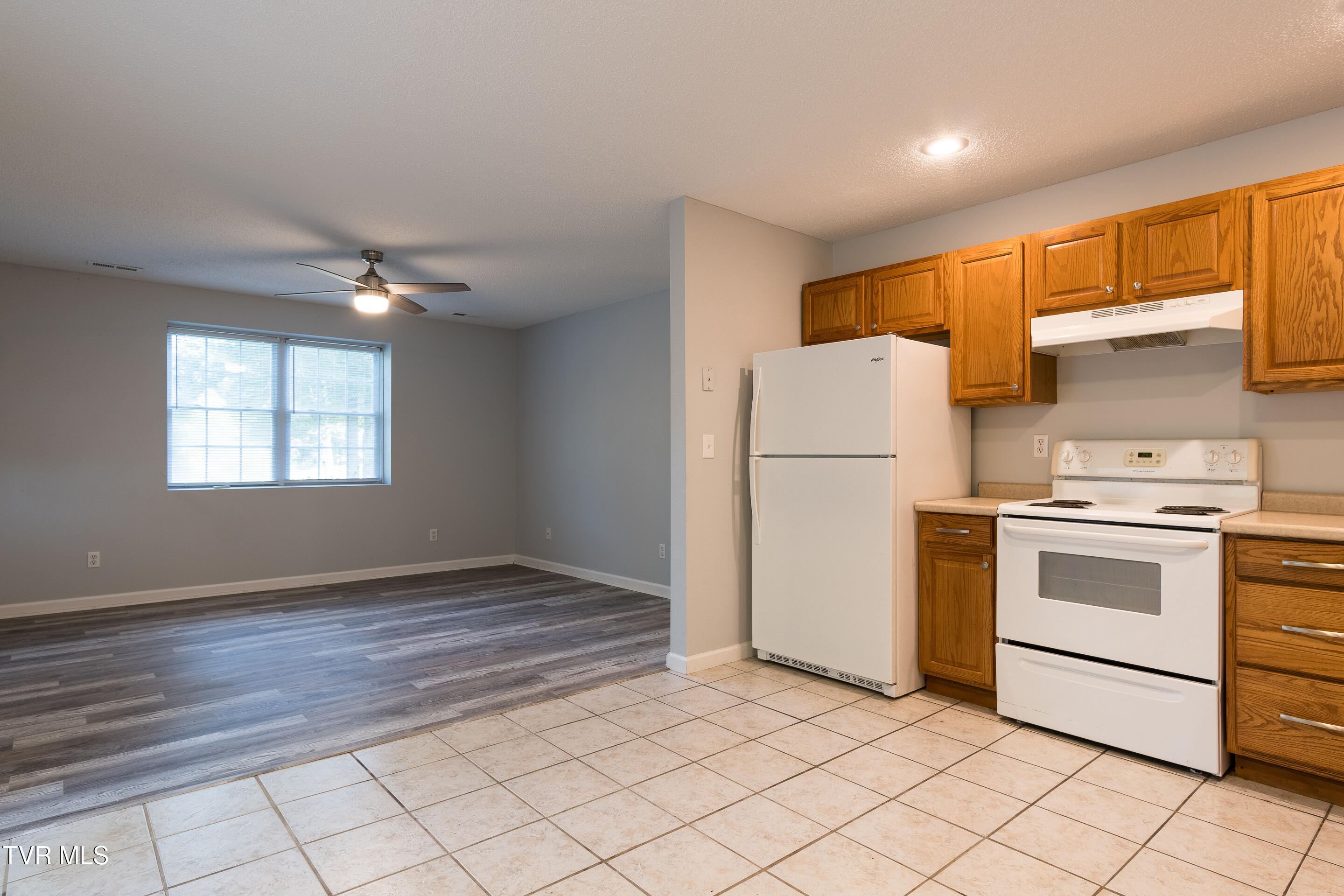 164 Cochran Road Jonesborough, TN 37659 - Photo 12 of 42 interior-18