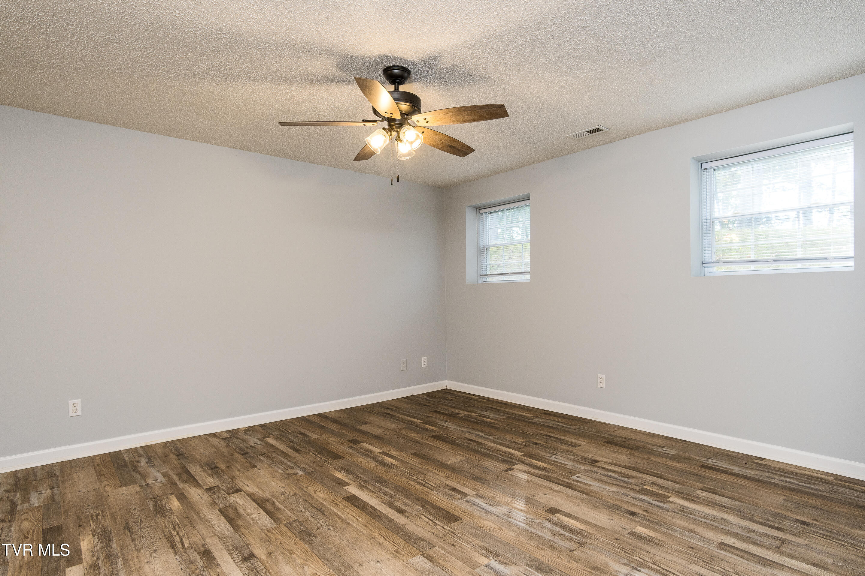 164 Cochran Road Jonesborough, TN 37659 - Photo 16 of 42 interior-21