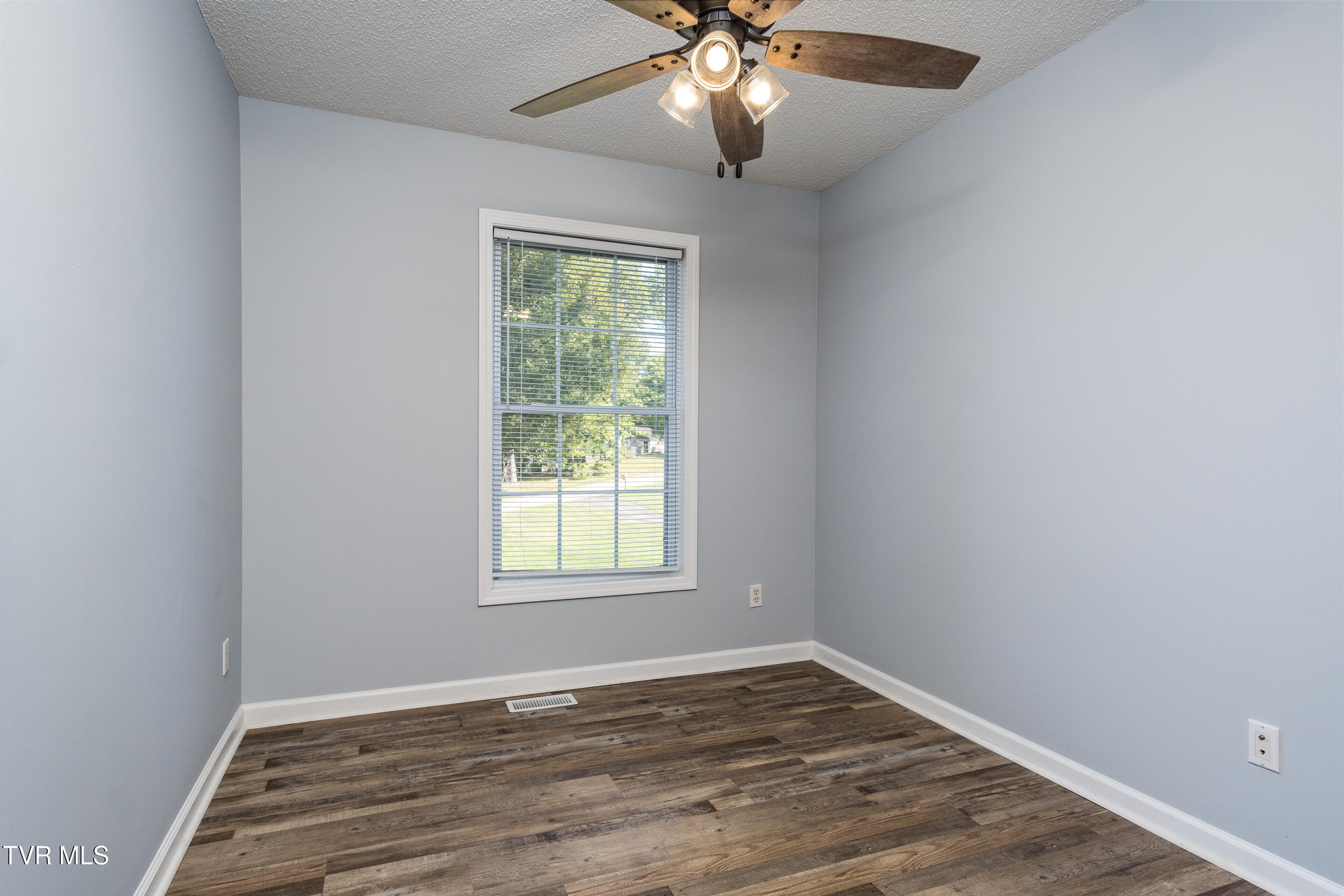 164 Cochran Road Jonesborough, TN 37659 - Photo 20 of 42 interior-13