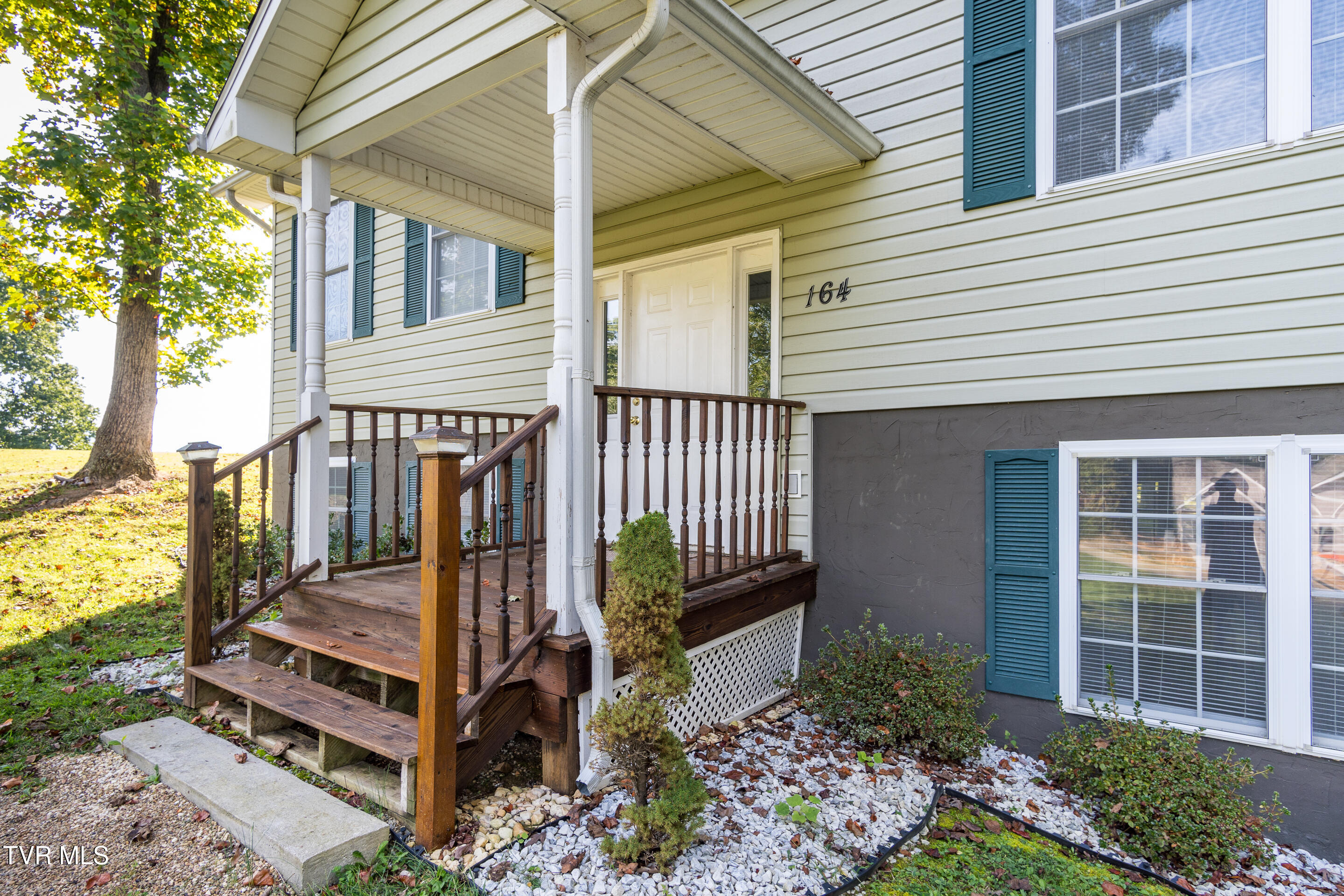 164 Cochran Road Jonesborough, TN 37659 - Photo 2 of 42 exterior-9