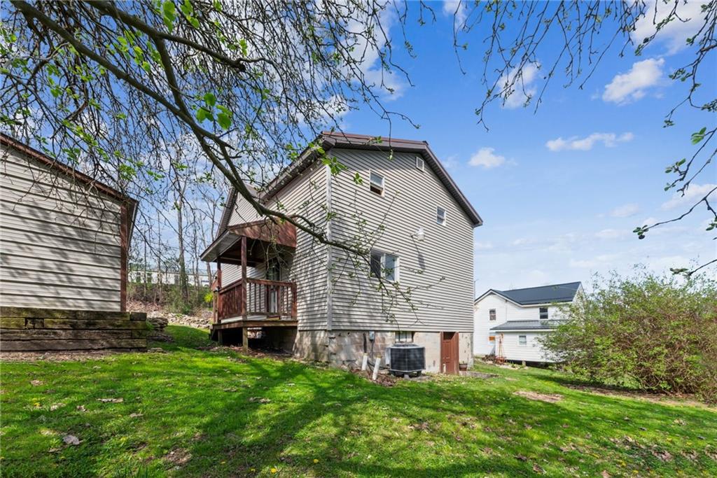 716 White Road White, PA 15490 - Photo 23 of 27