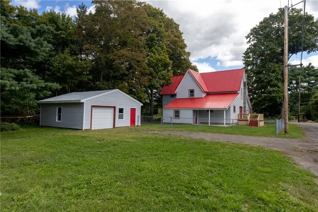 $274,885 | 25 Front Street, Van Etten, NY 14889