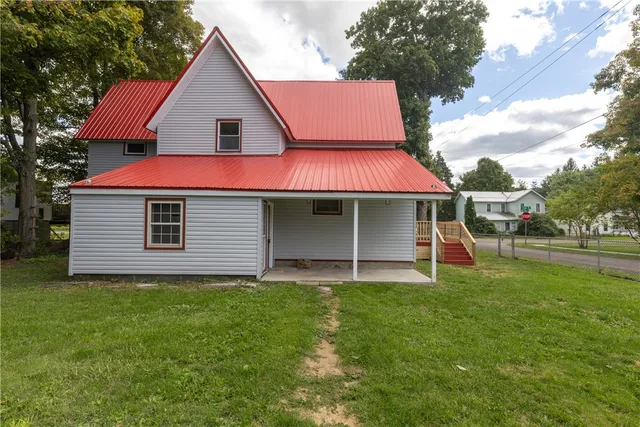 $274,885 | 25 Front Street, Van Etten, NY 14889