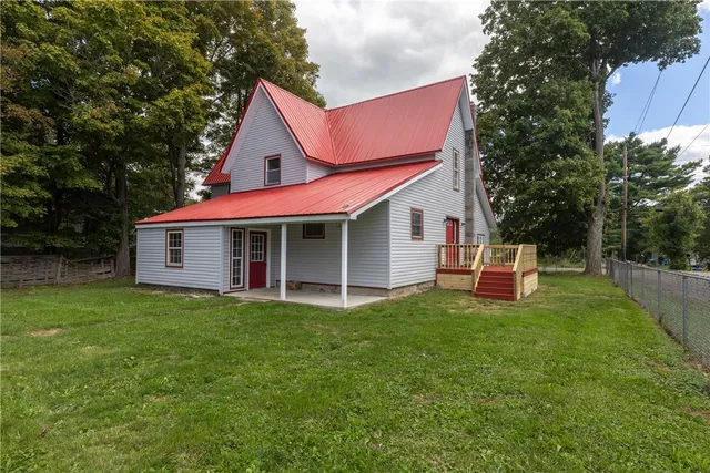 $274,885 | 25 Front Street, Van Etten, NY 14889