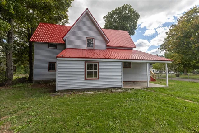 $274,885 | 25 Front Street, Van Etten, NY 14889