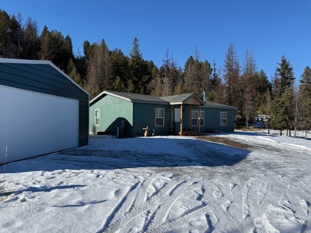 94 Grafton Road Wauconda, WA 98859 - Photo 4 of 37 a view of outdoor space and yard