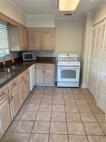 718 Green Acres Road Metairie, LA 70003 - Photo 4 of 22