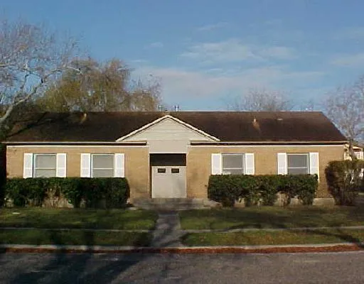 front view of house with a yard