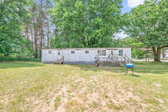 $39,000 | 18725 16 Mile Road, Big Rapids, MI 49307