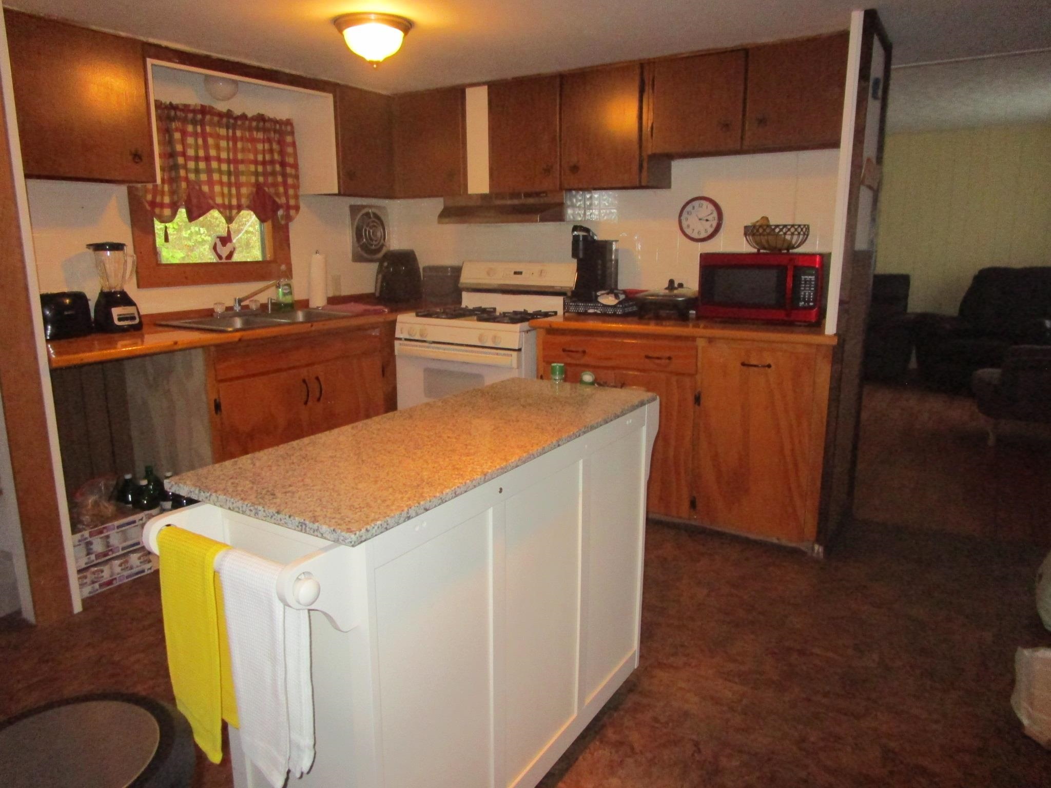 133 Cathy Road Cabot, VT 05647 - Photo 3 of 13