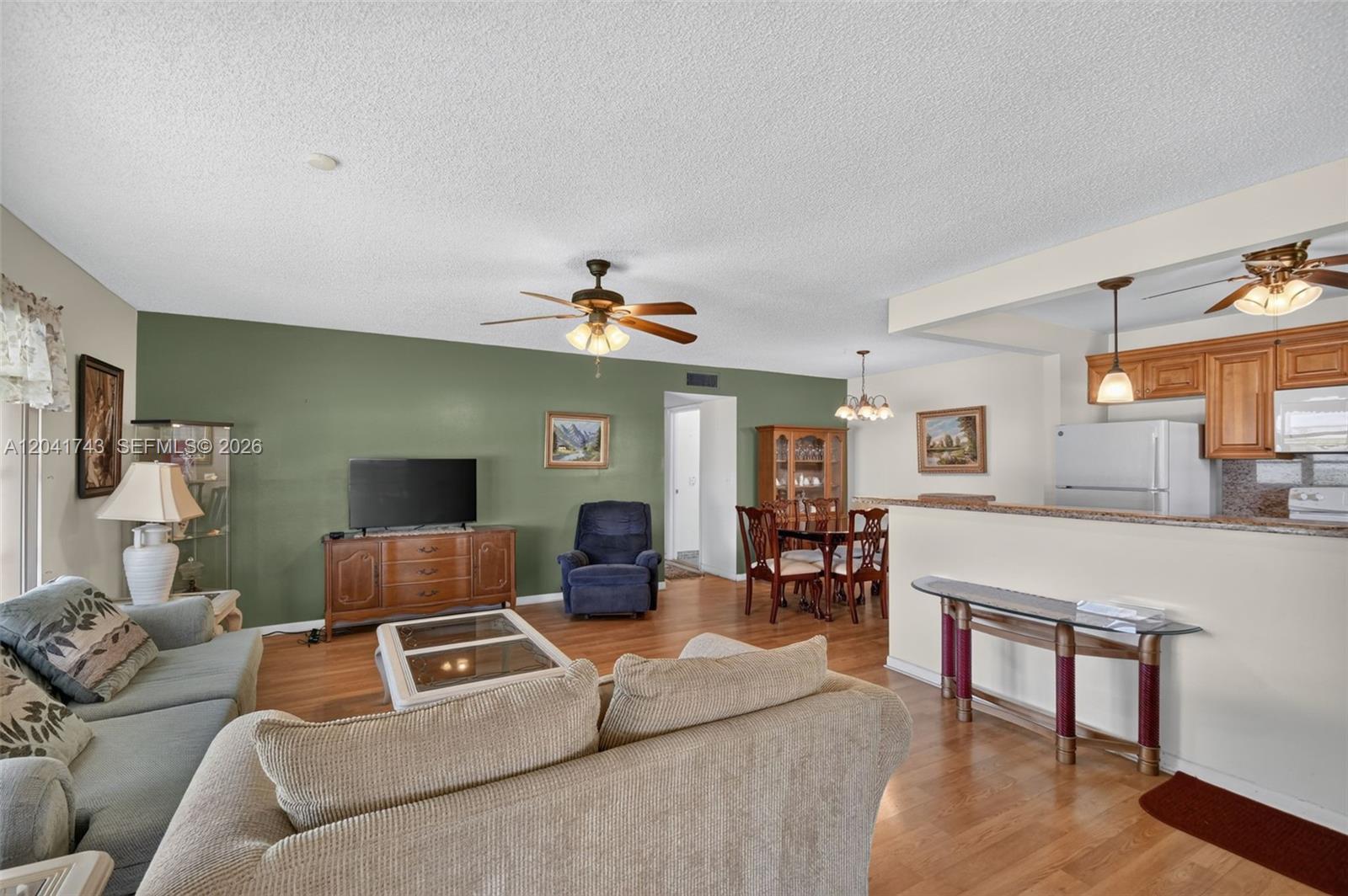 3241 Ridge Hill Road Boynton Beach, FL 33435 - Photo 7 of 46