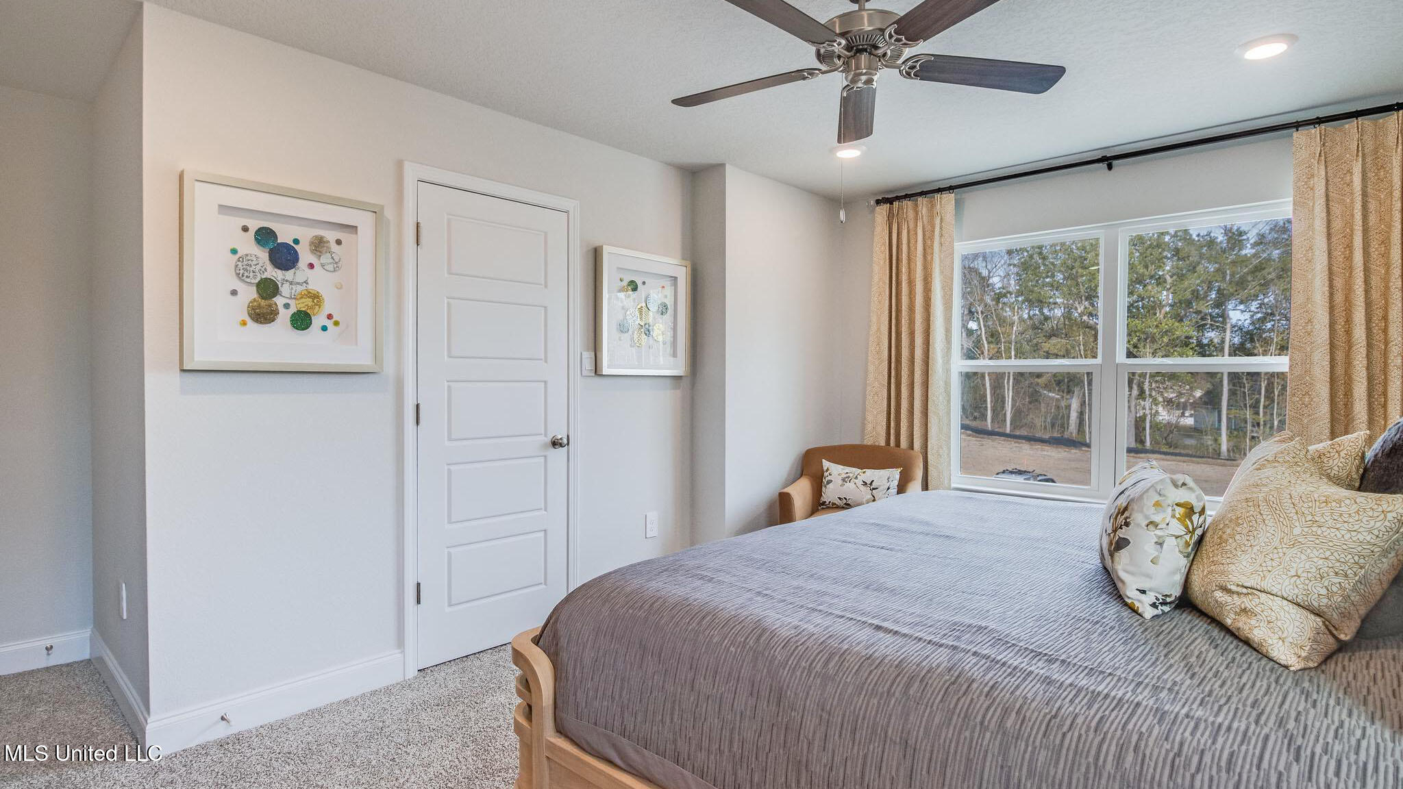 7828 Reagan Court Ocean Springs, MS 39564 - Photo 24 of 35 Primary Suite