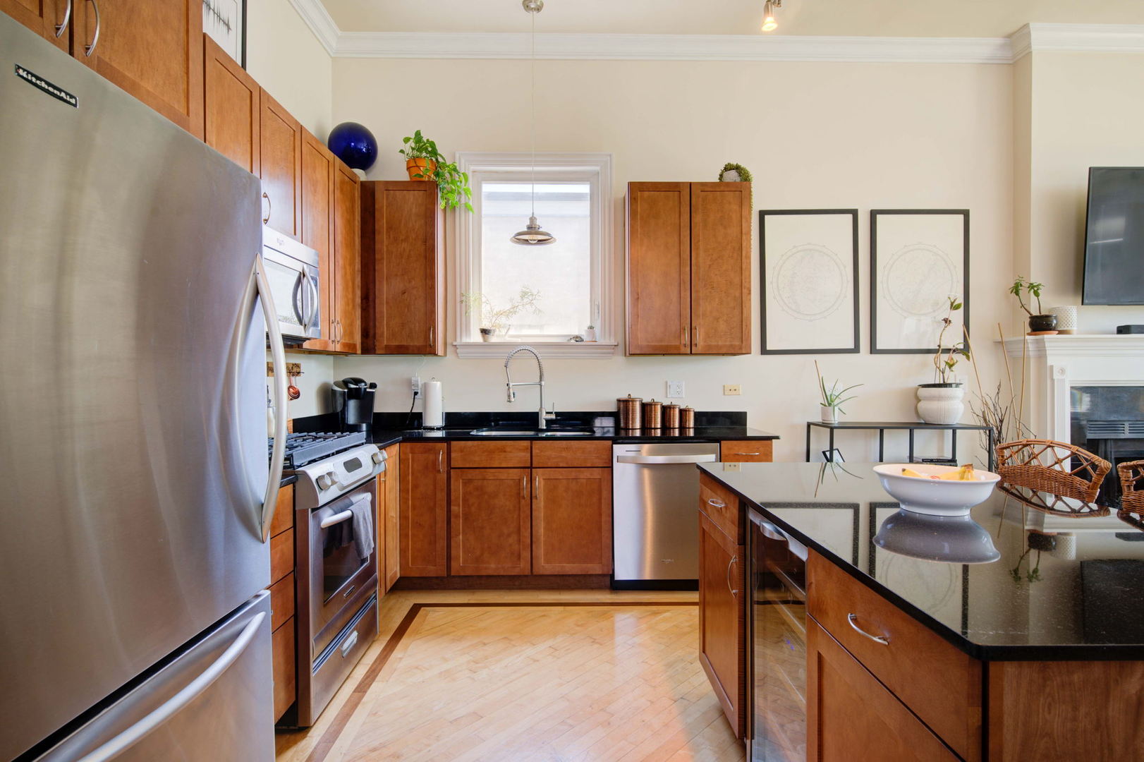 1437 North Artesian Avenue, Unit 3 Chicago, IL 60622 - Photo 13 of 34