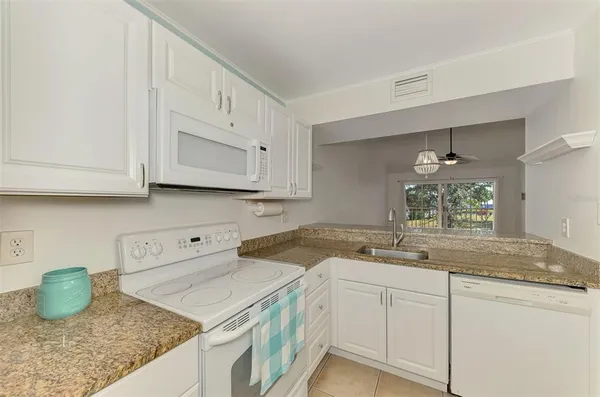 $167,000 | 458 Cerromar Road, Unit 484, Venice, FL 34293