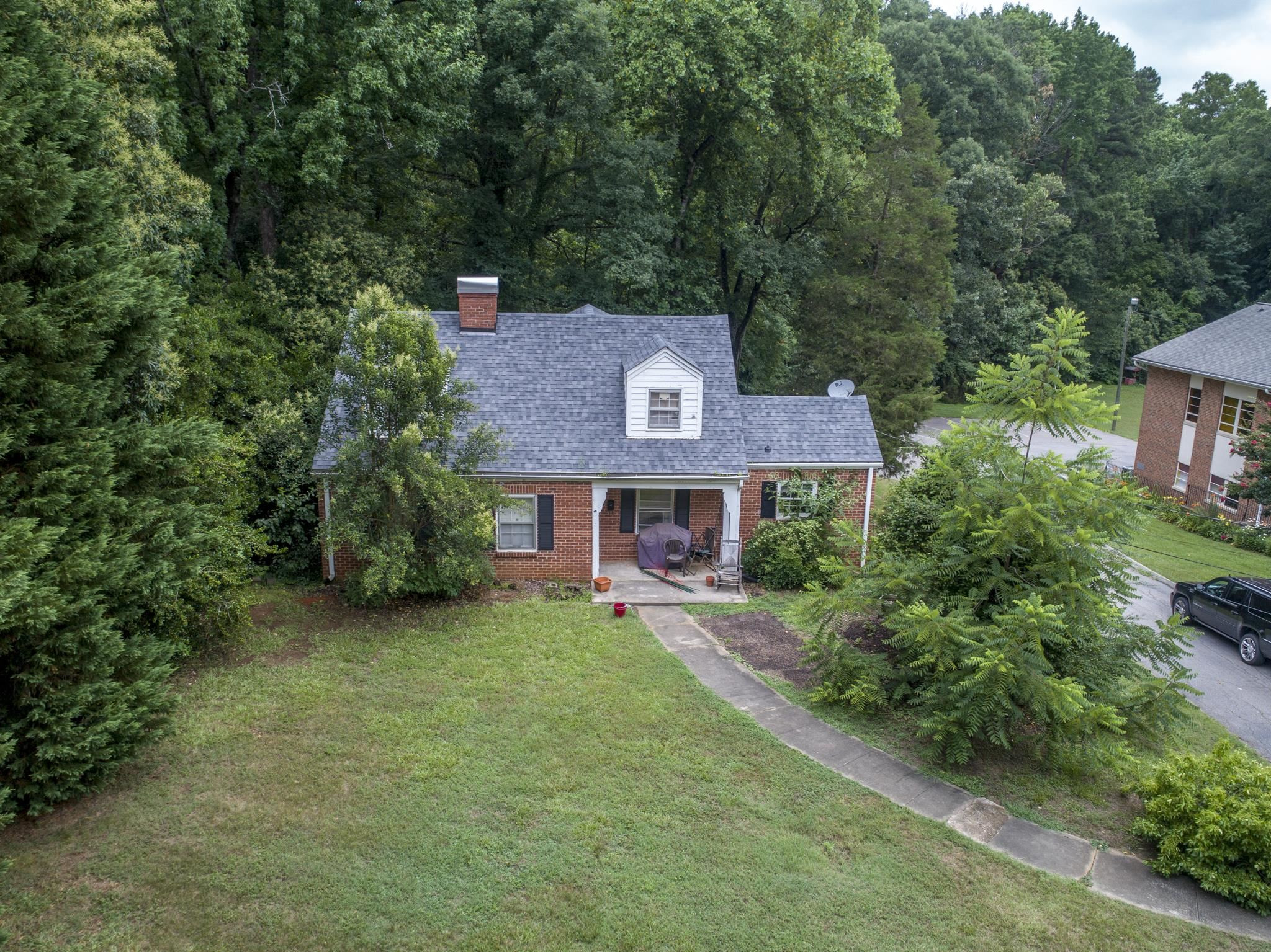 1220 Dixie Trail Raleigh, NC 27607 - Photo 36 of 40 Photo 36