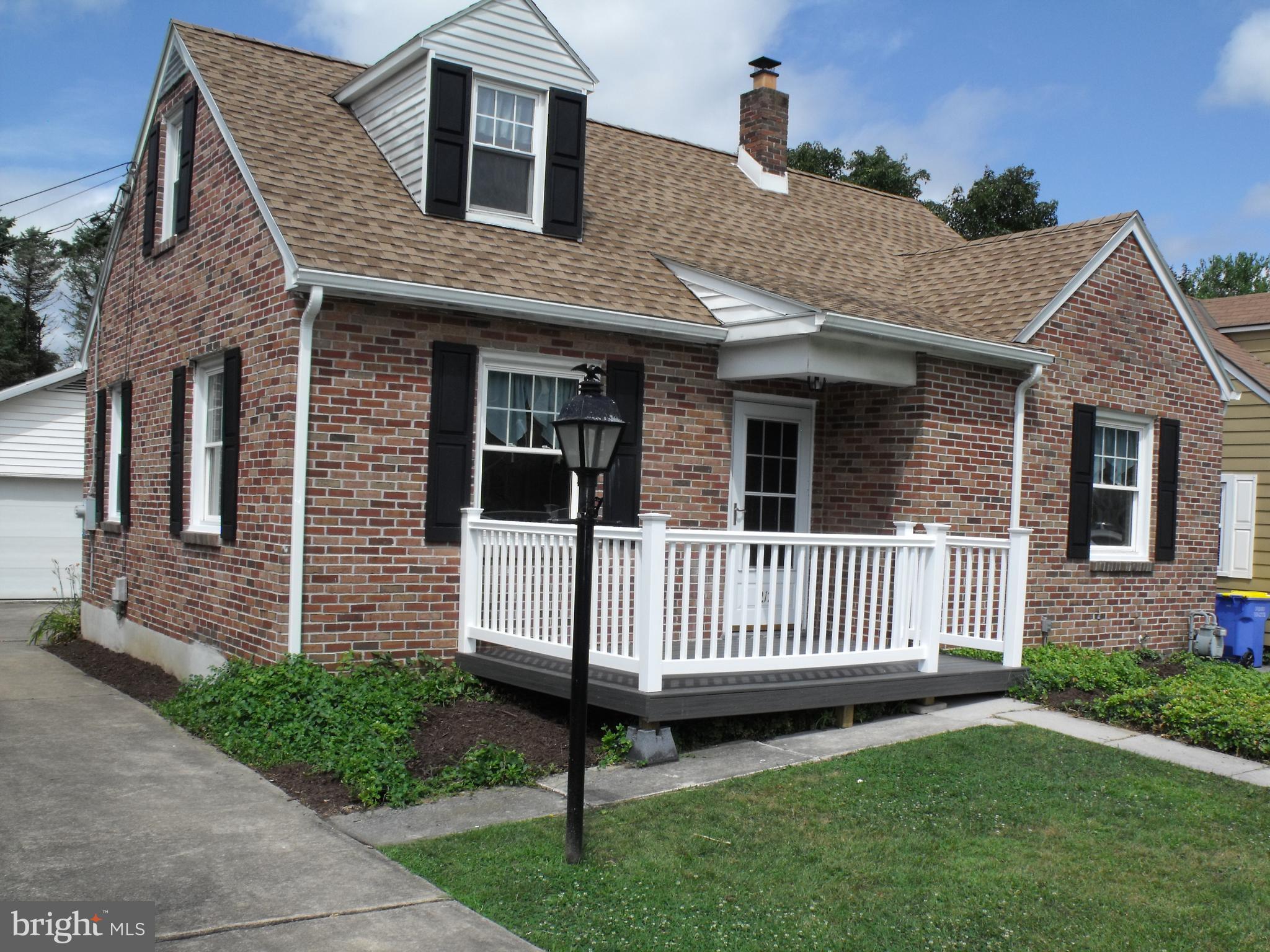 212 Wynwood Road York, PA 17402 - Photo 3 of 33 Gallery Image 3