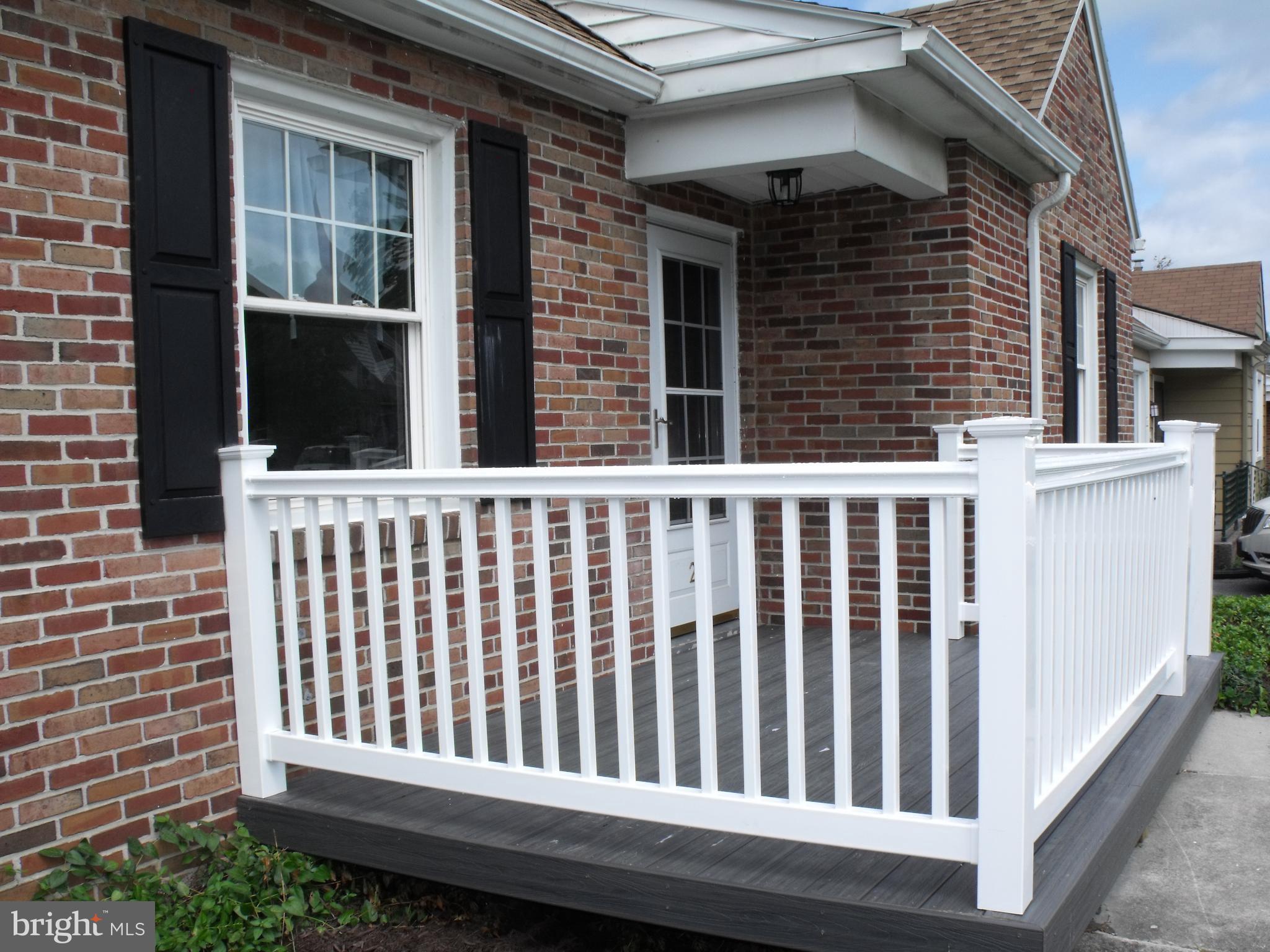 212 Wynwood Road York, PA 17402 - Photo 4 of 33 Gallery Image 4