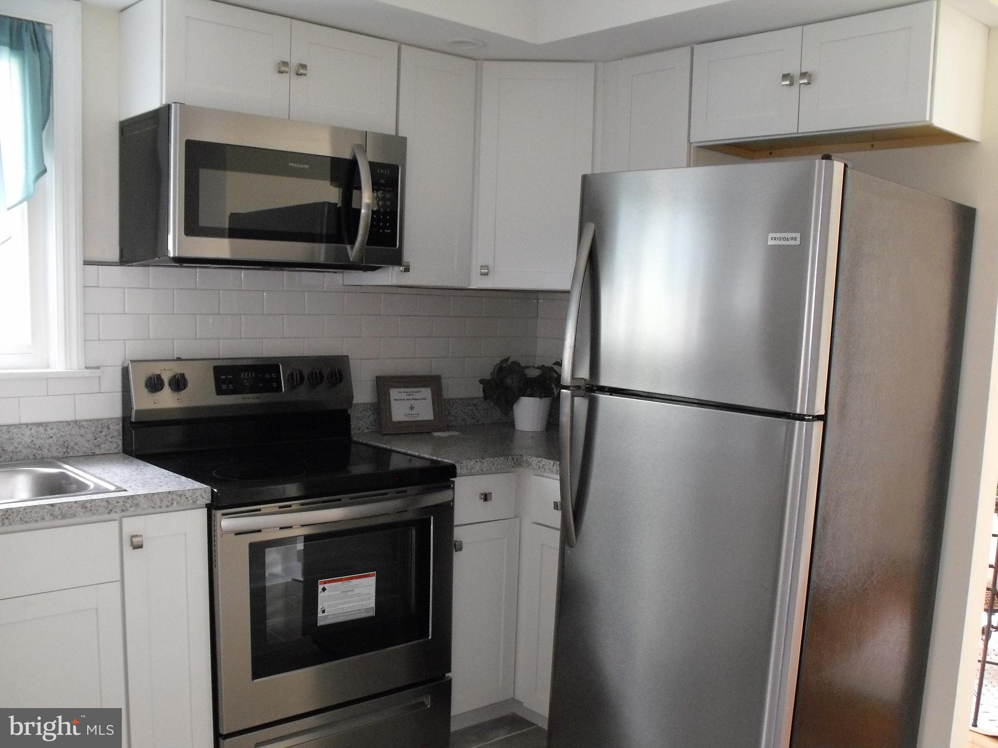 212 Wynwood Road York, PA 17402 - Photo 6 of 33 Gallery Image 6