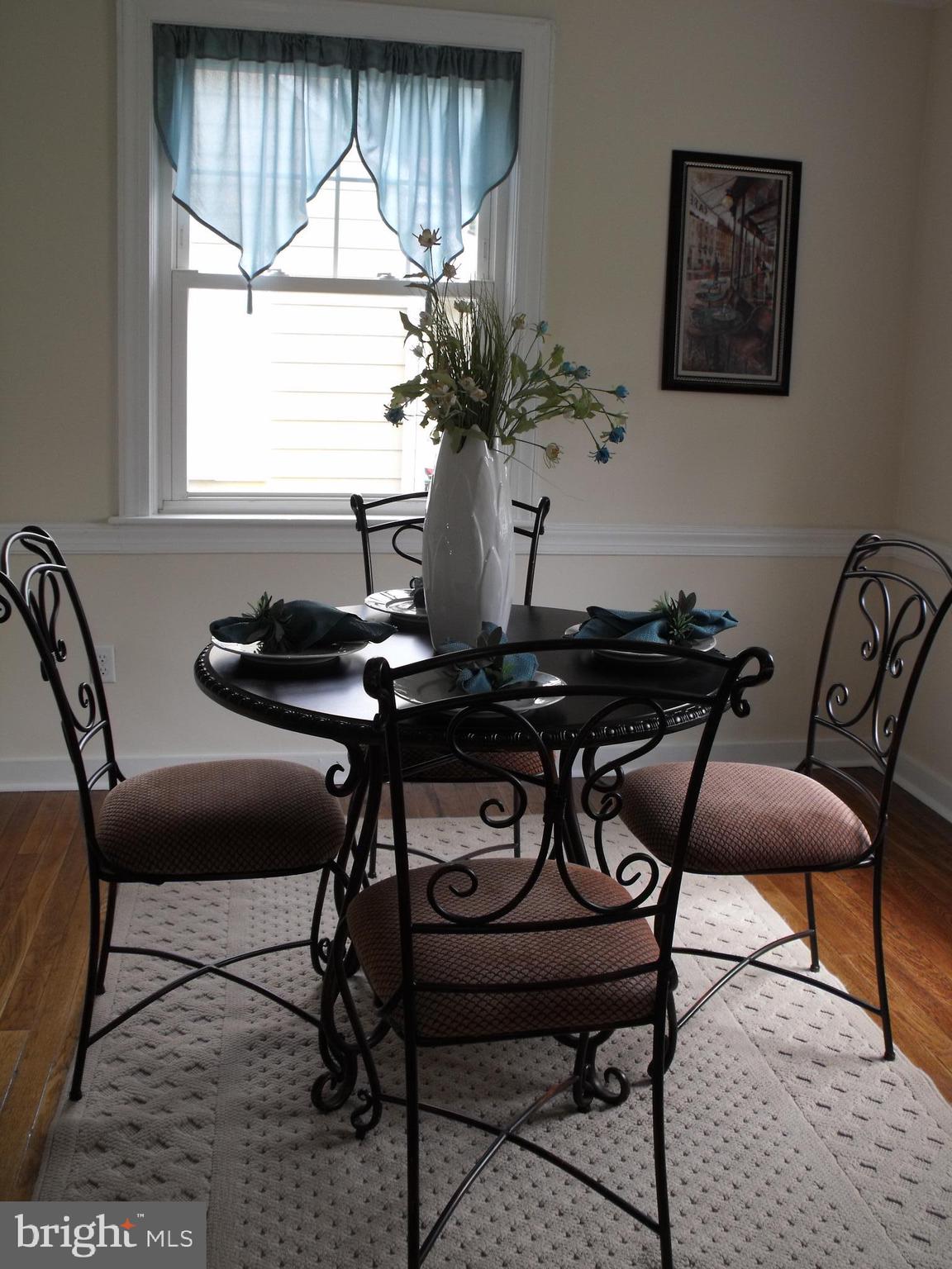 212 Wynwood Road York, PA 17402 - Photo 8 of 33 Gallery Image 8