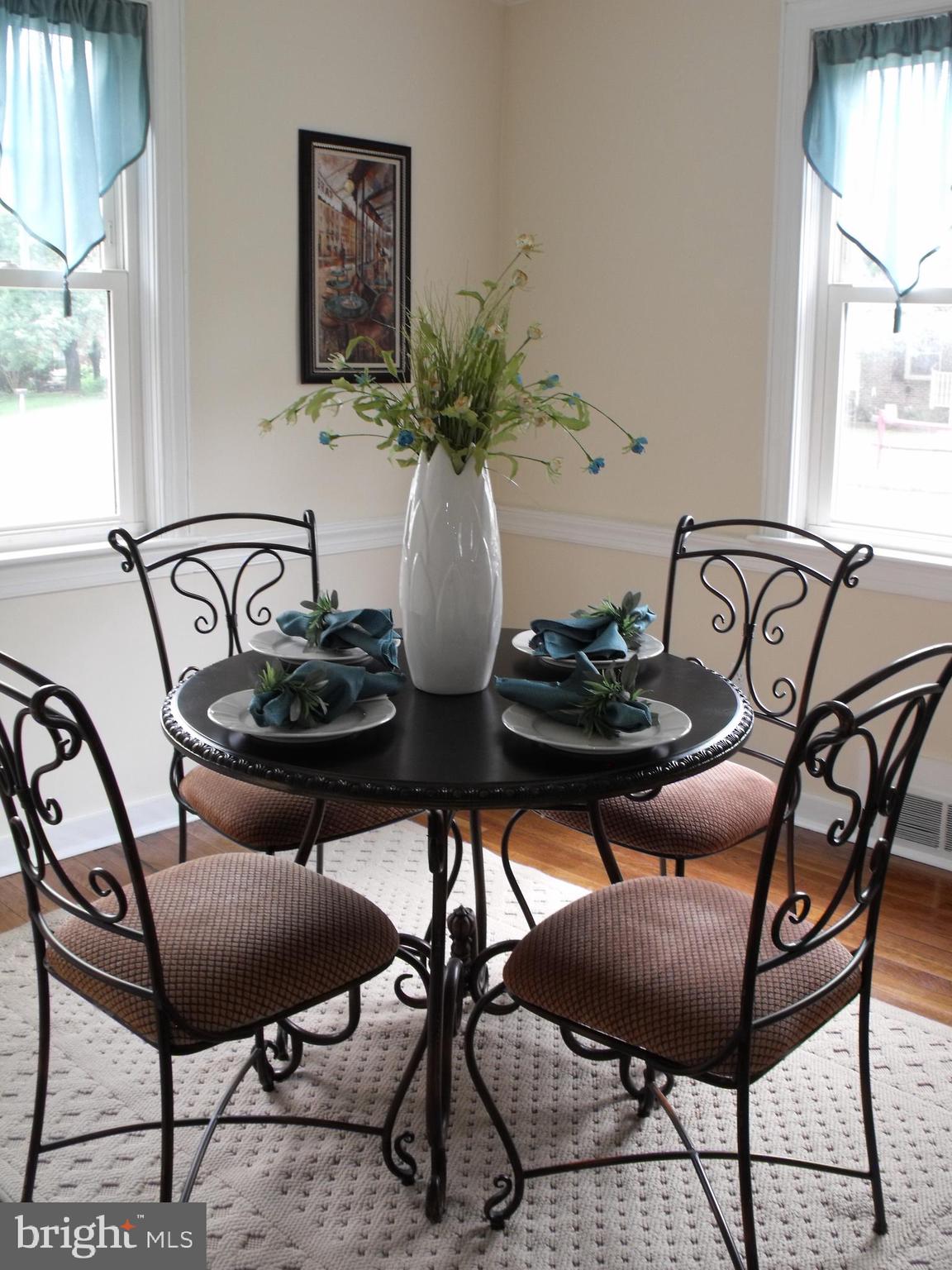 212 Wynwood Road York, PA 17402 - Photo 9 of 33 Gallery Image 9