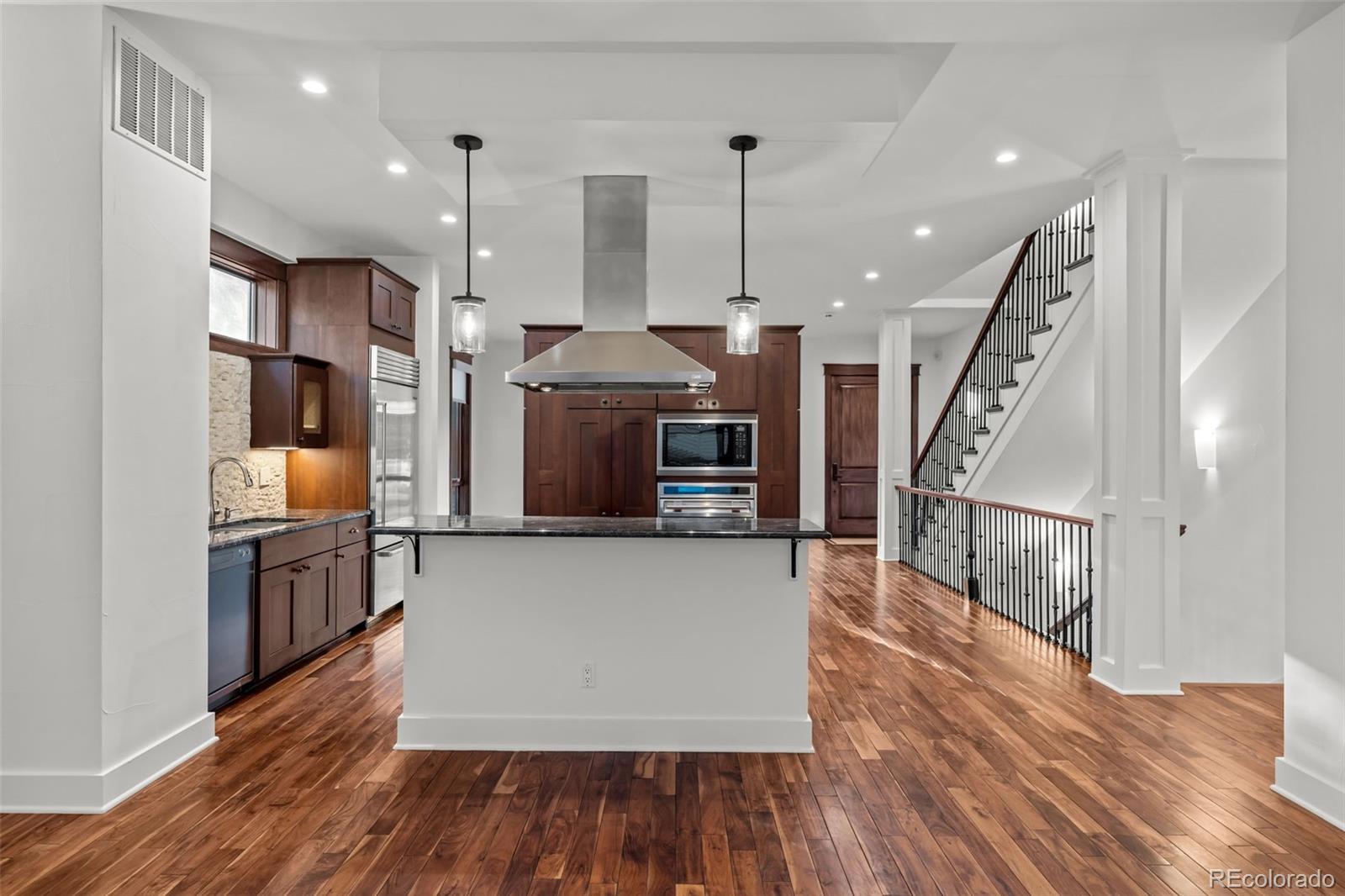 360 Garfield Street Denver, CO 80206 - Photo 11 of 50