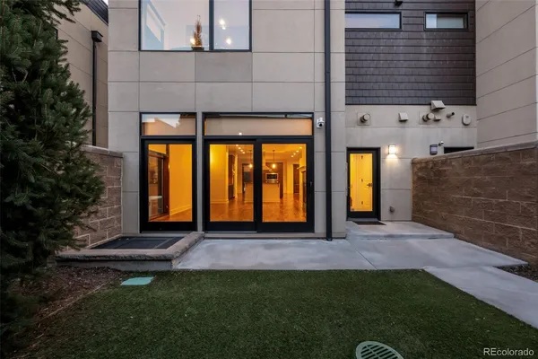 $8,800 | 360 Garfield Street, Denver, CO 80206