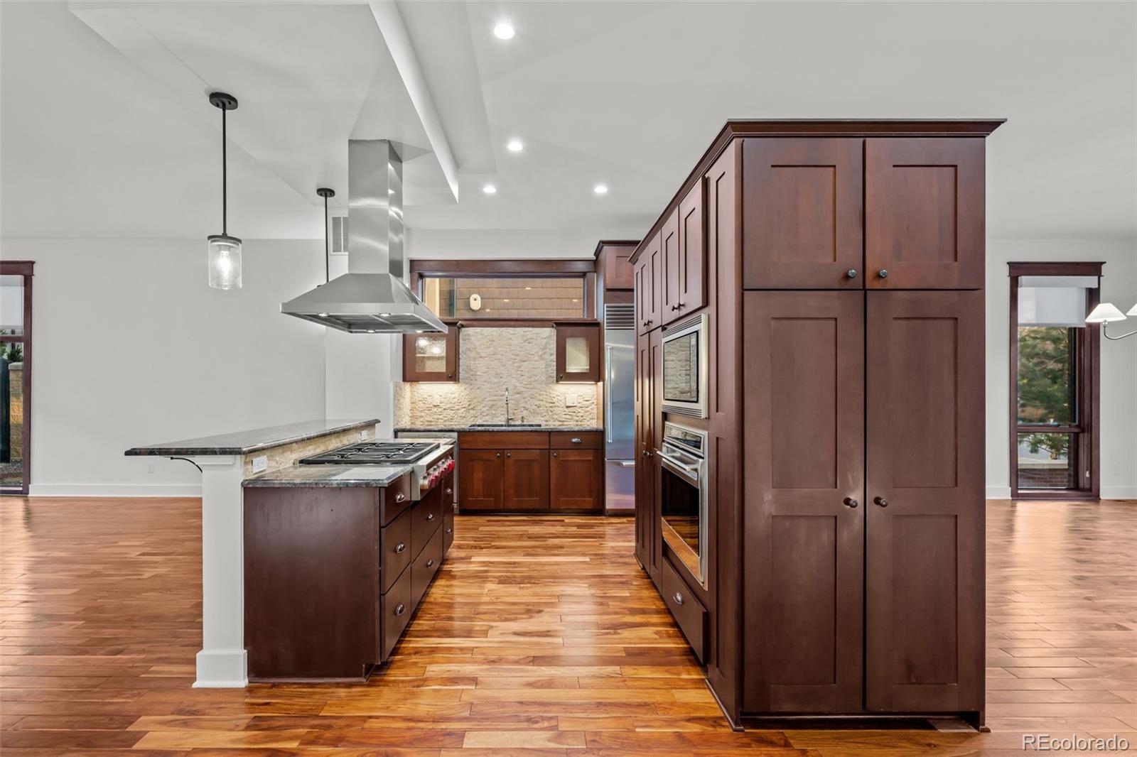 360 Garfield Street Denver, CO 80206 - Photo 6 of 50