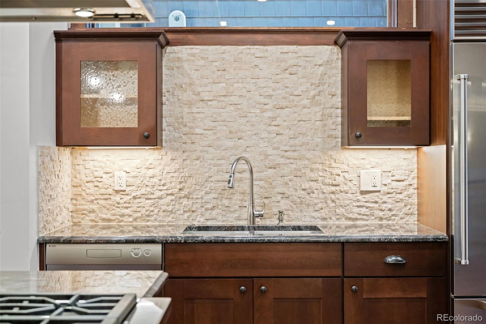 360 Garfield Street Denver, CO 80206 - Photo 9 of 50