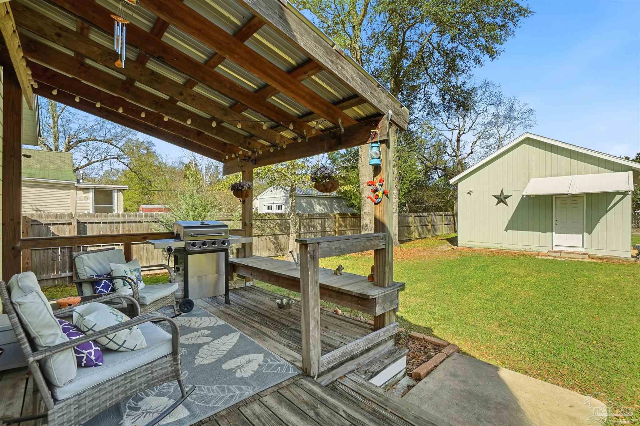 402 Front Street Century, FL 32535 - Photo 45 of 48