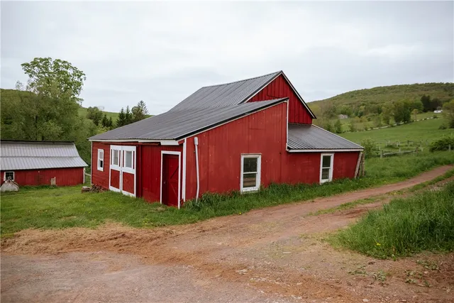 $1,100,000 | 2400 Gladstone Hollow Road, Andes, NY 13731