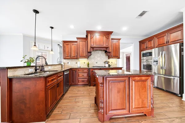 $474,999 | 8001 Imperial Court, Columbus, GA 31904