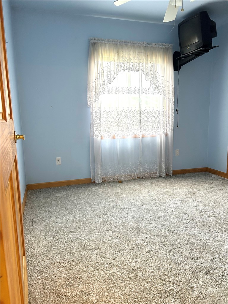 105 Rondelay Drive Cheektowaga, NY 14227 - Photo 29 of 34 IN LAW BEDROOM