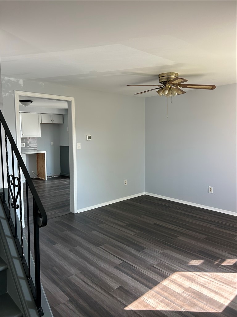 105 Rondelay Drive Cheektowaga, NY 14227 - Photo 6 of 34 DINING ROOM