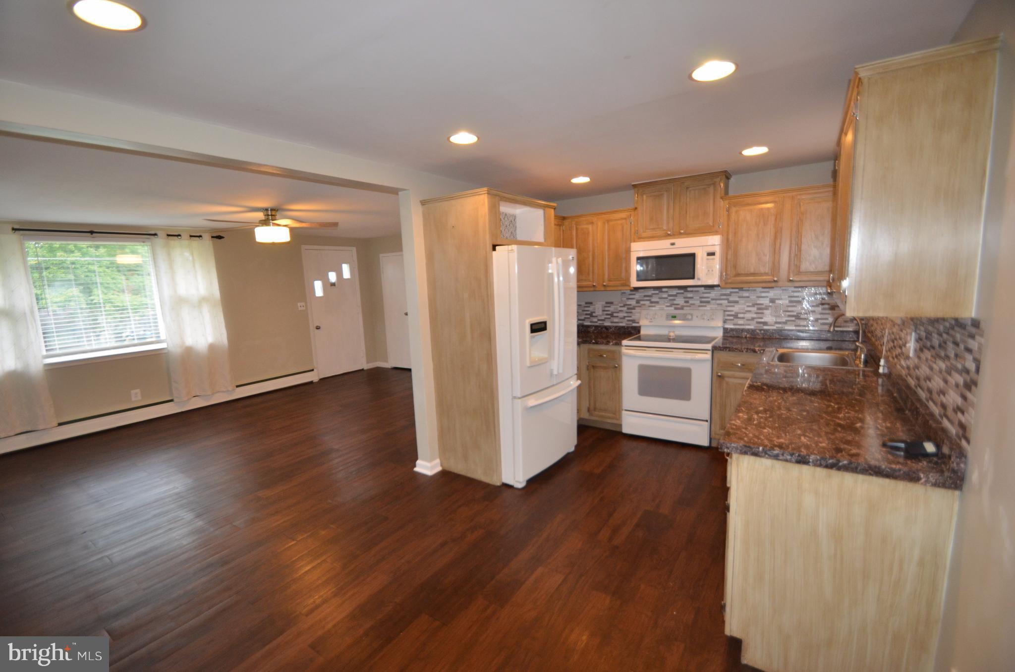 7701 Carter Road Sykesville, MD 21784 - Photo 9 of 24 Kitchen